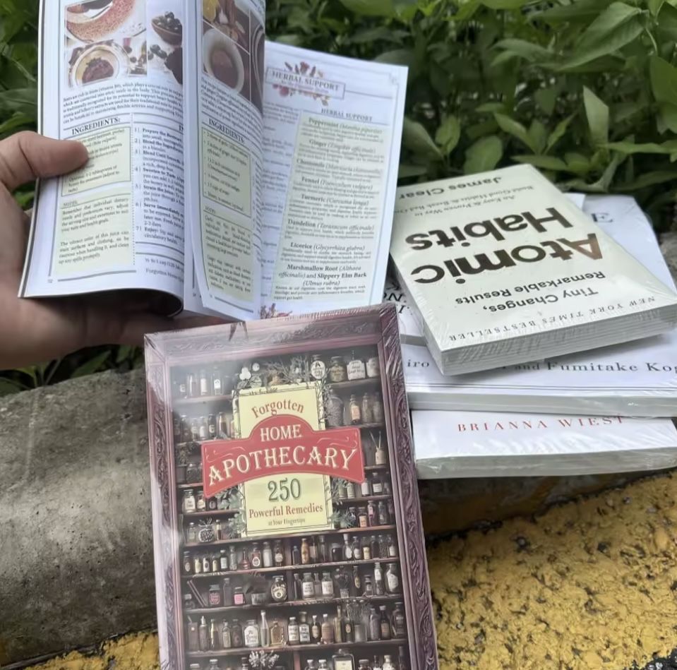 Livros variados ( novos )