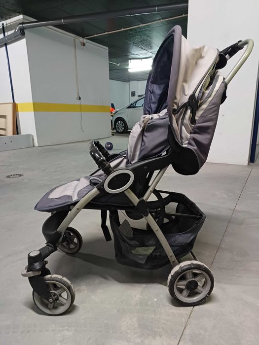 Carrinho de bébe e ovo Zippy