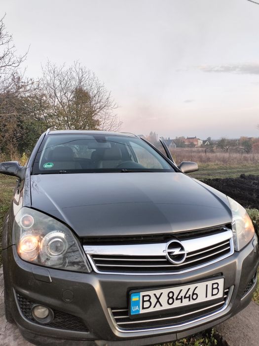 Opel Astra H Cosmo 1.8 бензин, 2009 р. (універсал)
