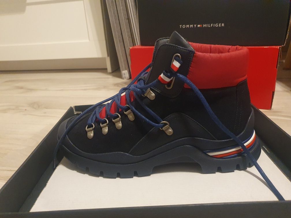 Buty zimowe Tommy Hilfiger Corporate Outdoor roz.42 Męskie