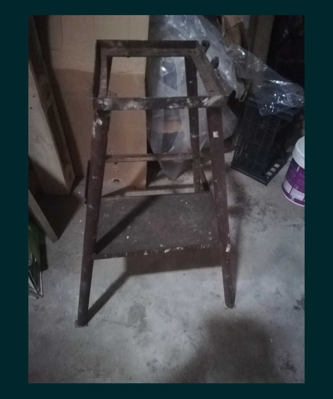 Estrutura / Bancada de trabalho em ferro