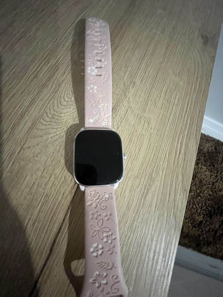 Smartchwatch amazfit gts 4 mini