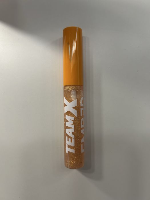 Kolekcjonerski zestaw Team X Julki Żugaj i Moniki