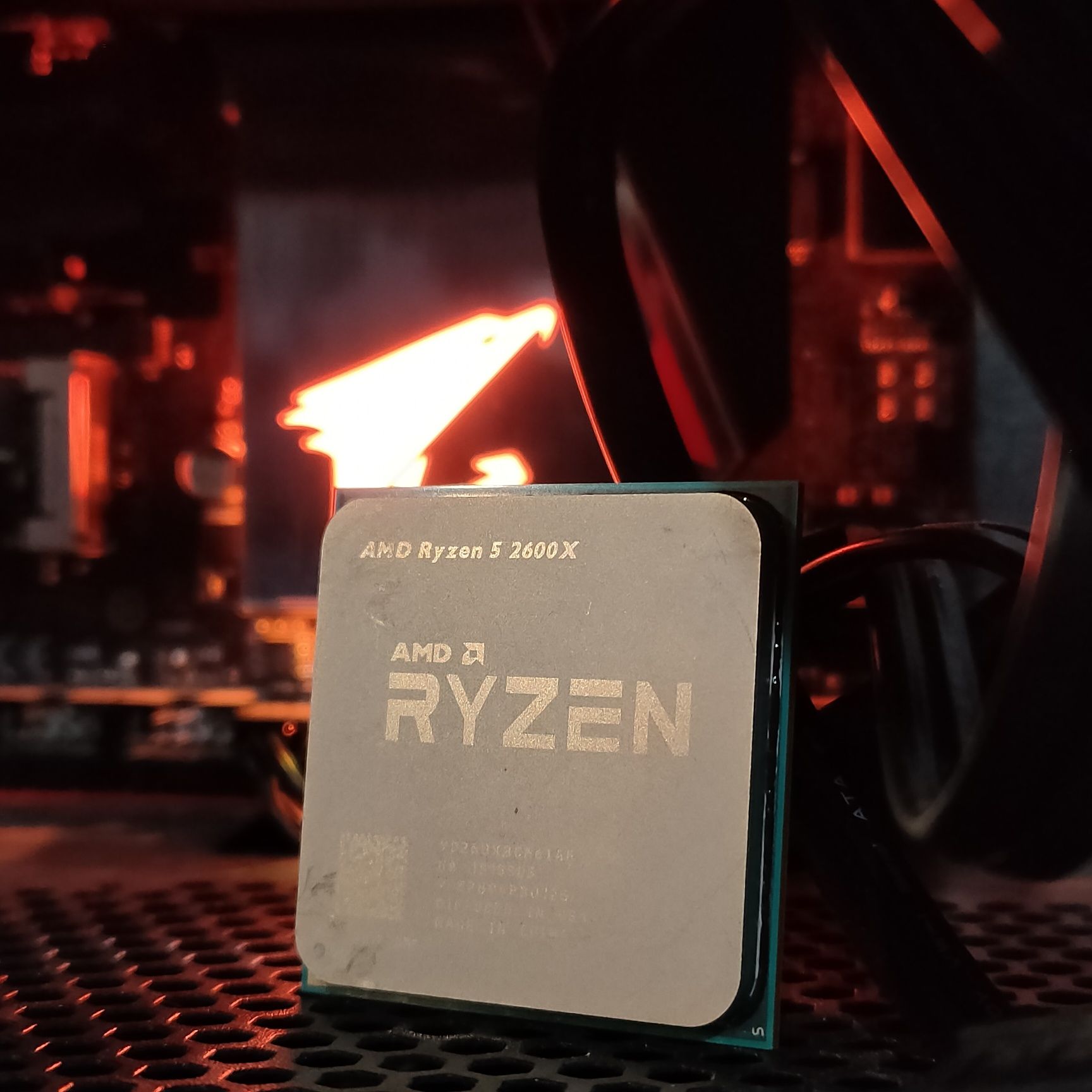 AMD Ryzen 5 2600X (Socket AM4, 12T, 4.2 ГГц)