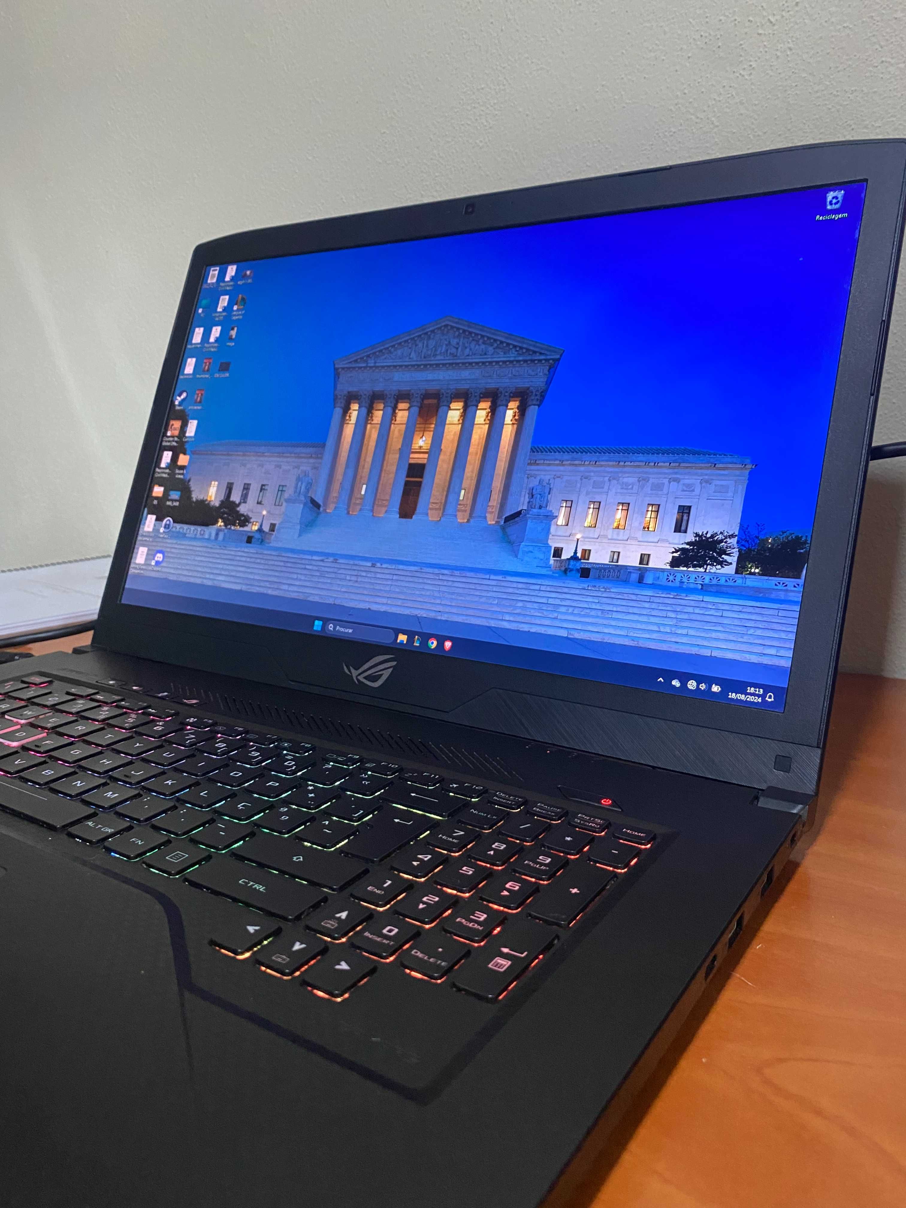 Portátil ASUS ROG GL703GE + Monitor ASUS VH226H Full HD
