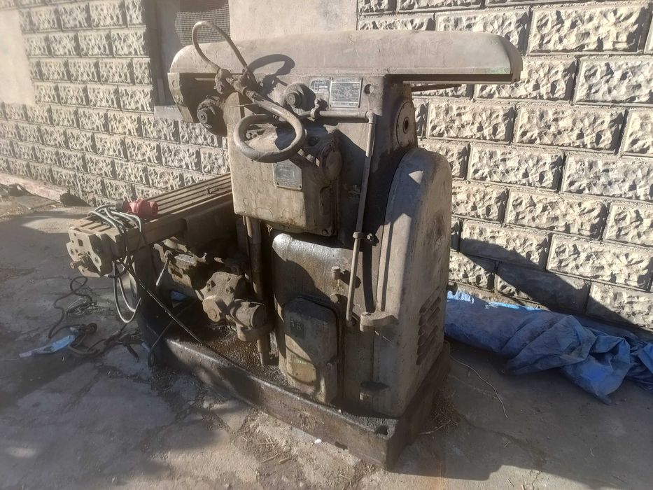Frezarka elektryczna do metalu