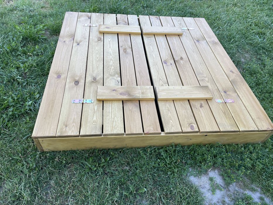 Piaskownica 150x150 z drewna sosnowego