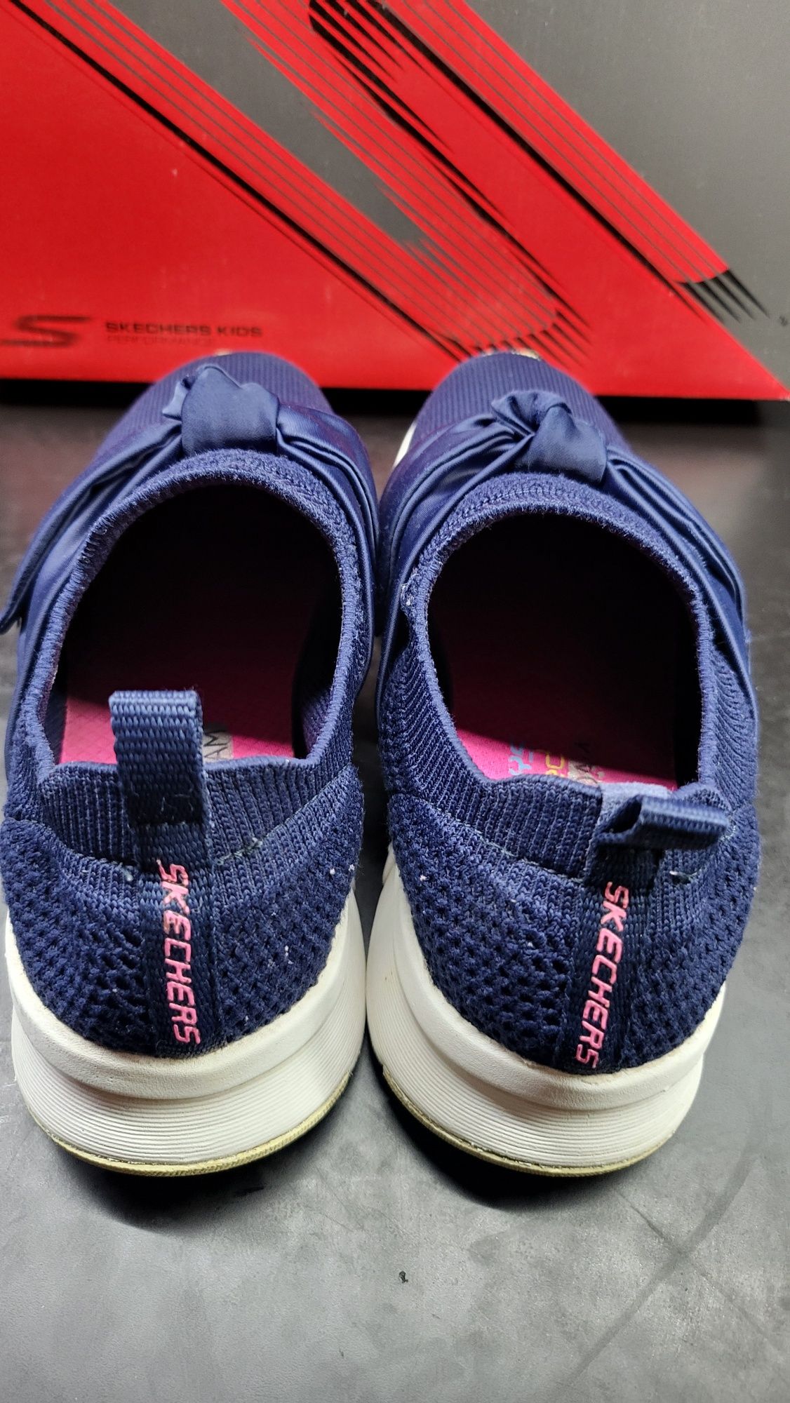 Мокасини, кросівки Skechers 36р