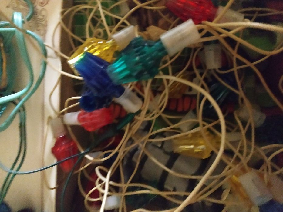 Новорічні Грилянди не робочі