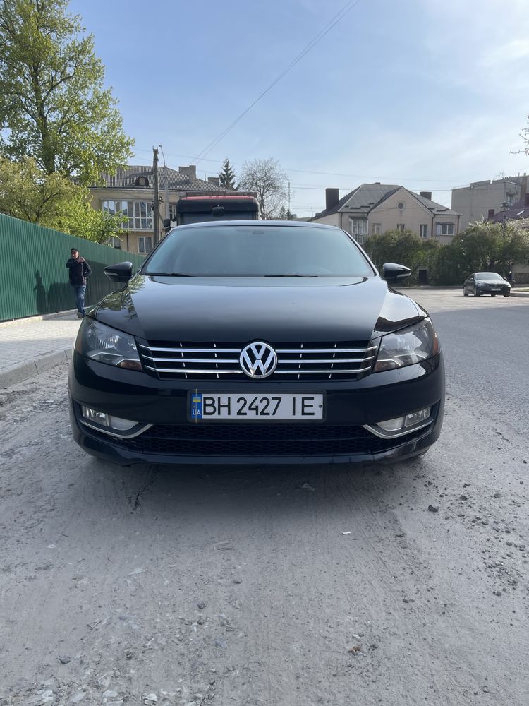 Volkswagen Passat B-7 2012