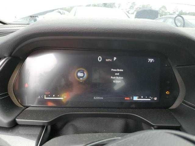 2023 Jeep Grand Cherokee, Laredo