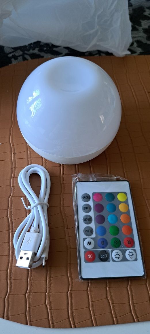 Lampka nocna led.