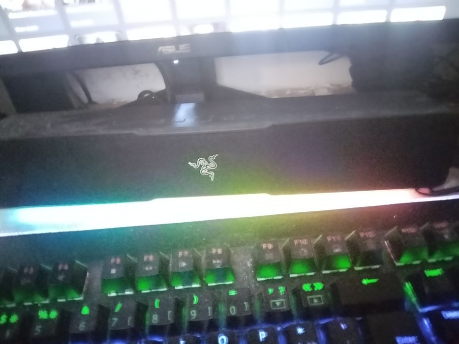 Soundbar razer leviathan v3