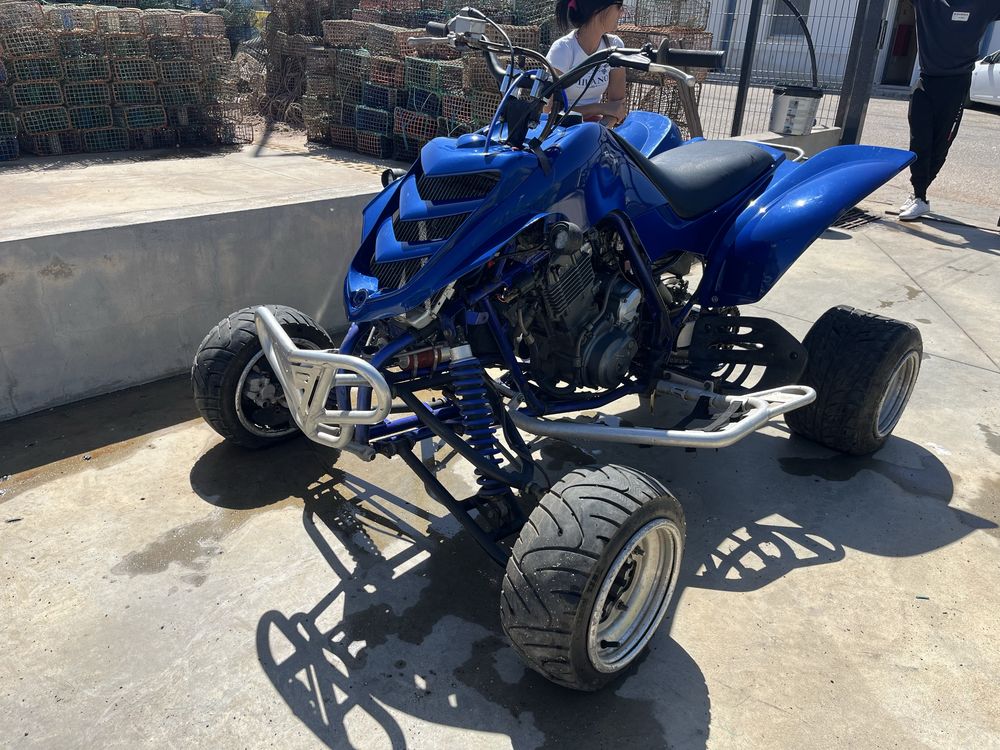 Yamaha Raptor 660