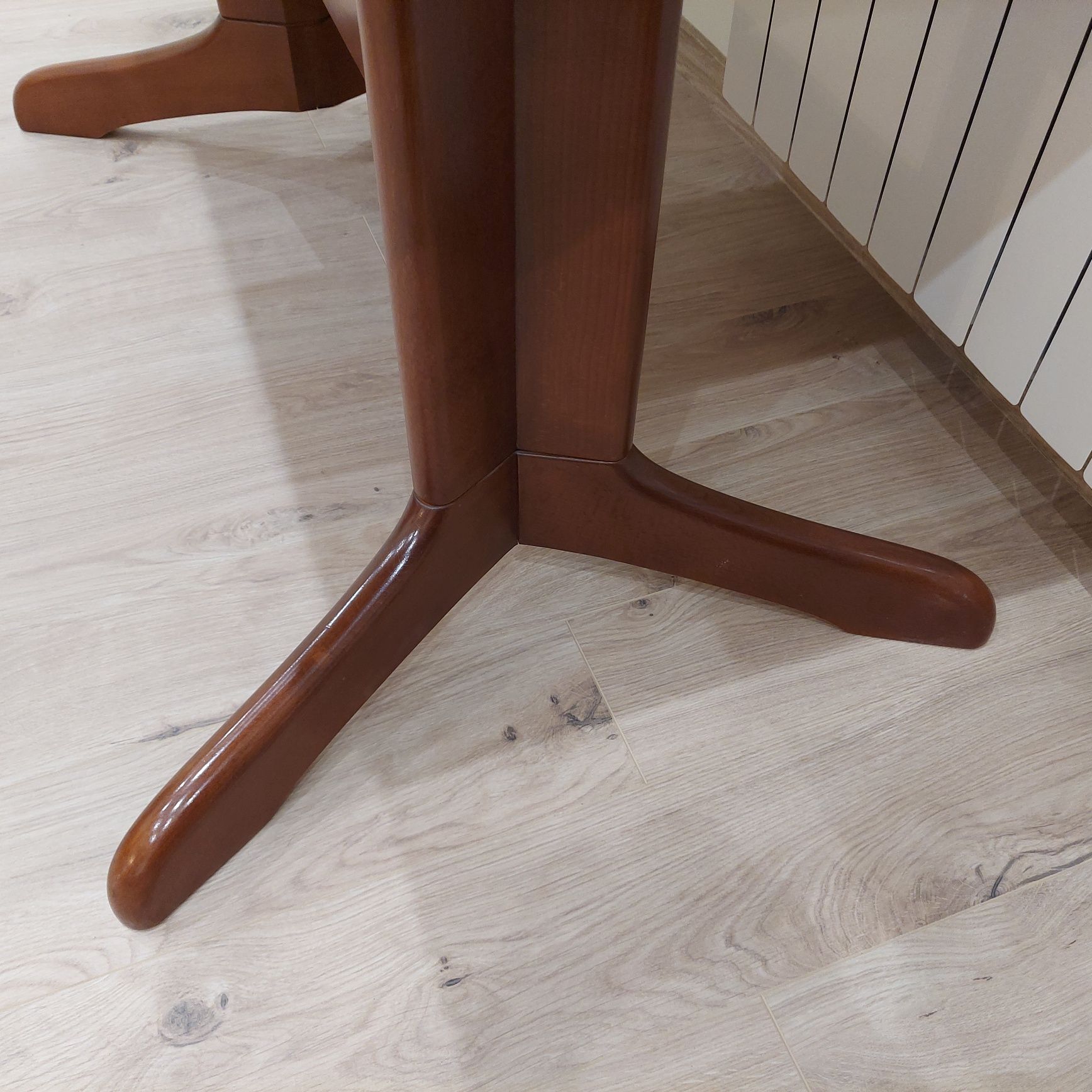 Stół rozkładany firmy Klose ława 120 x 80 do 203 cm
