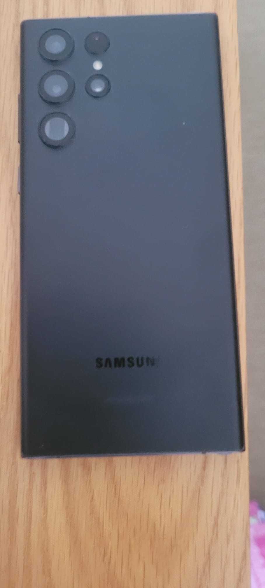 Samsung Galaxy S22 Ultra Preto (erro camera traseira)