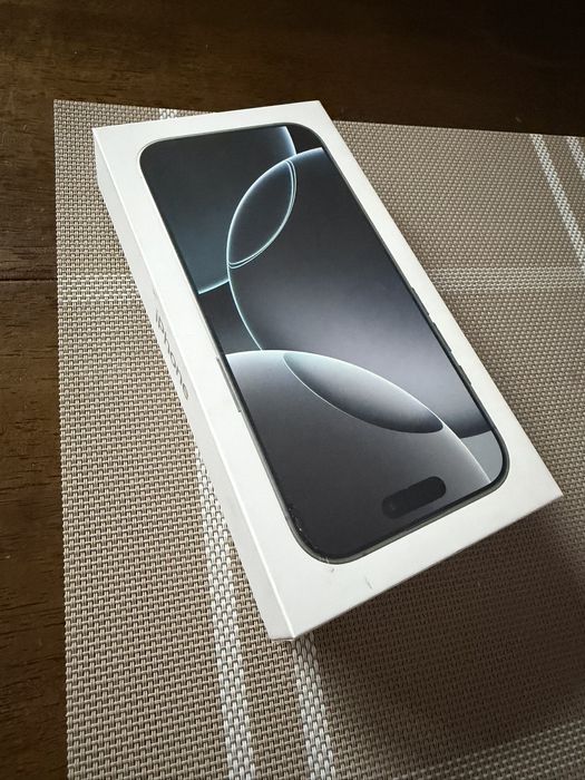 Apple iPhone 16 pro 256gb офицал