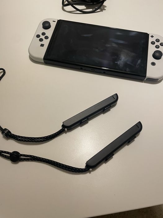 Nintendo Switch Oled + Acessorios