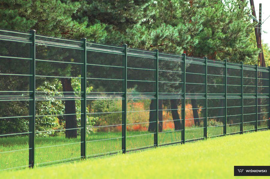 Siatka ogrodzenie panelowe ze słupkiem podmurówką płot antracyt