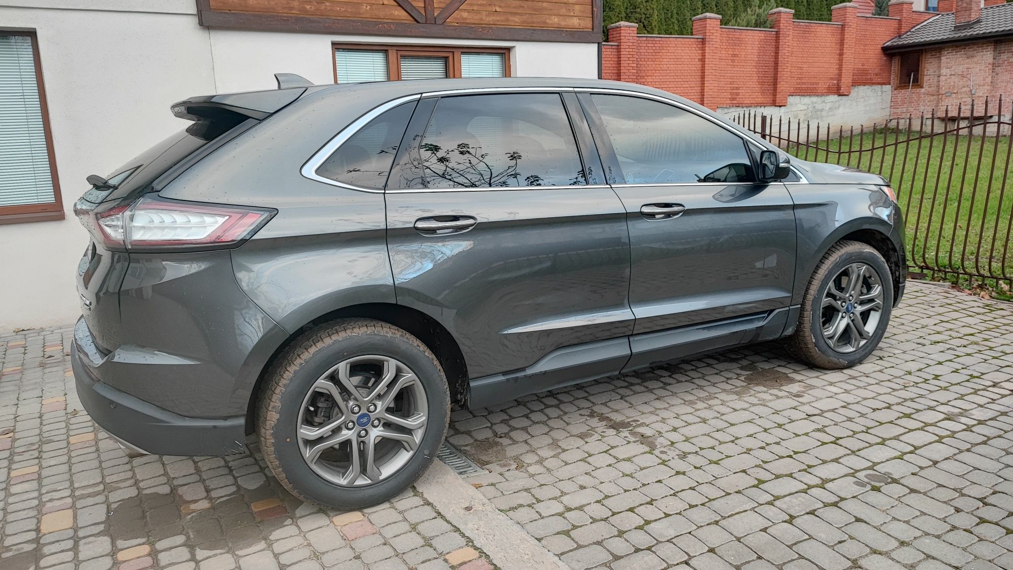 Ford Edge 2017 titanium