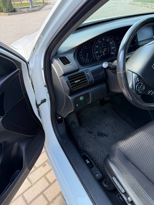 Honda Accord 2,5