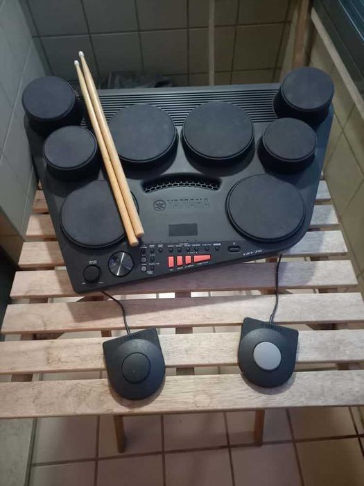 Bateria elétrica/E-drum Yamaha DD-75
