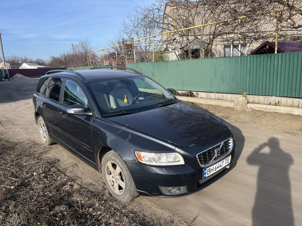 Автомобіль Volvo