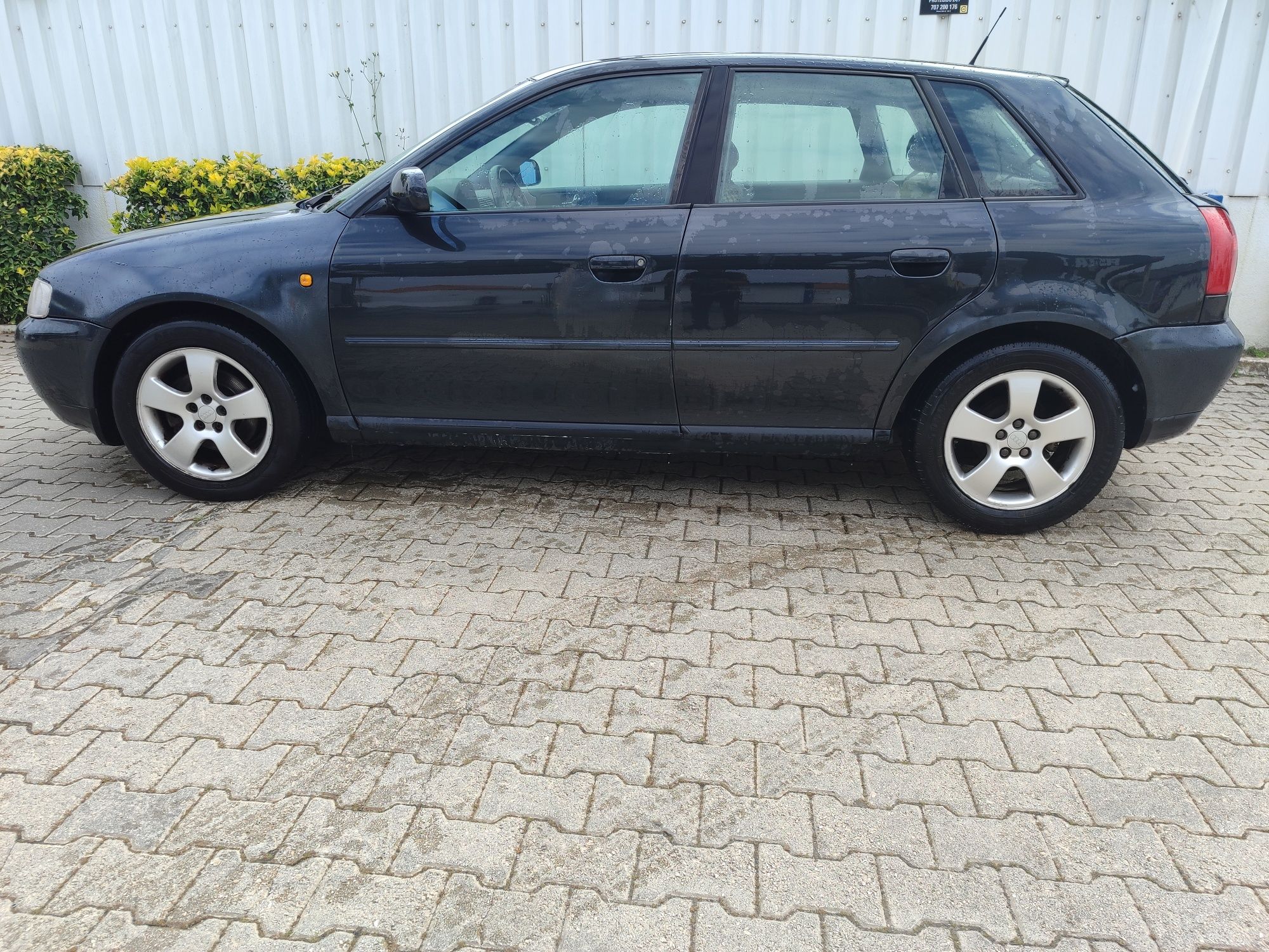 Audi A3 1.9 TDI Sport 5 portas nacional 110cv