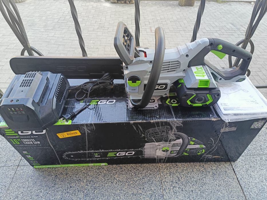Пила цепная аккумуляторная EGO Power+ CS1611