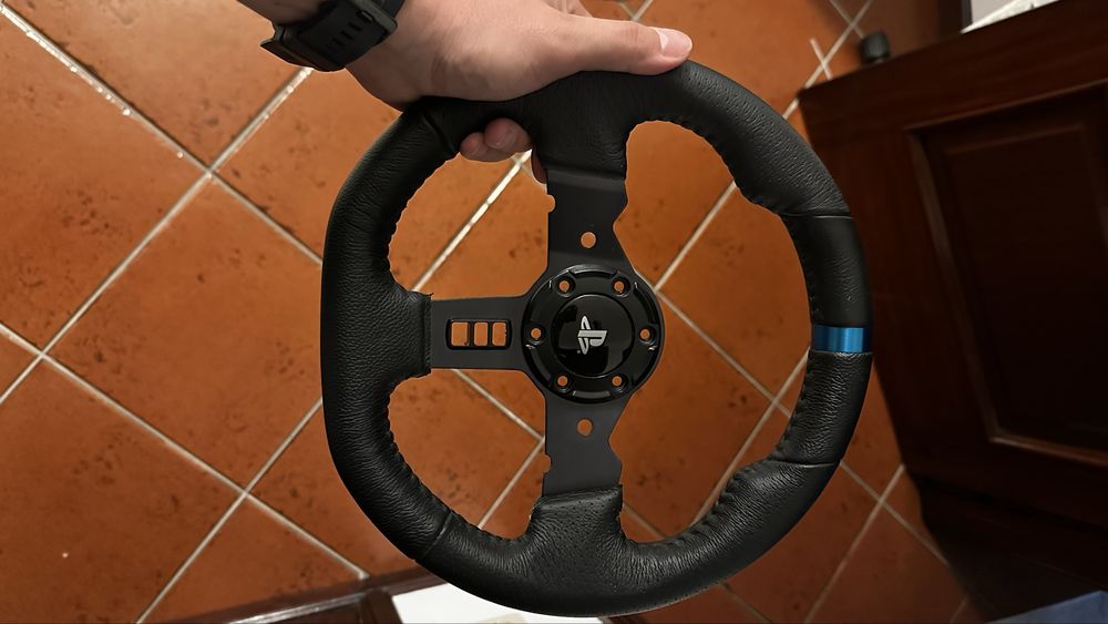 Volante logitech G29 + pedais + addon F1