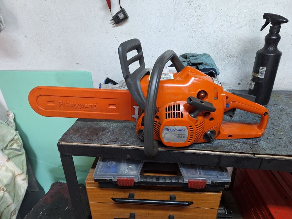 Pila spalinowa Husqvarna 236