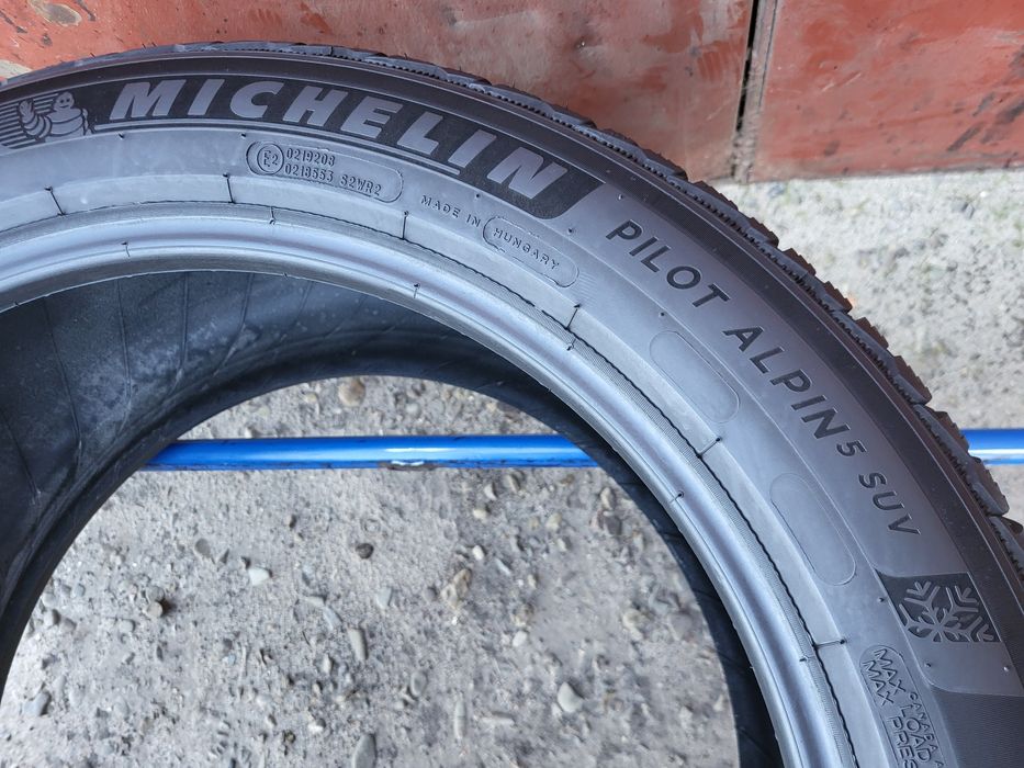 295/40/21 R21 Michelin Pilot Alpin 5 SUV 4шт ціна за 1шт шини