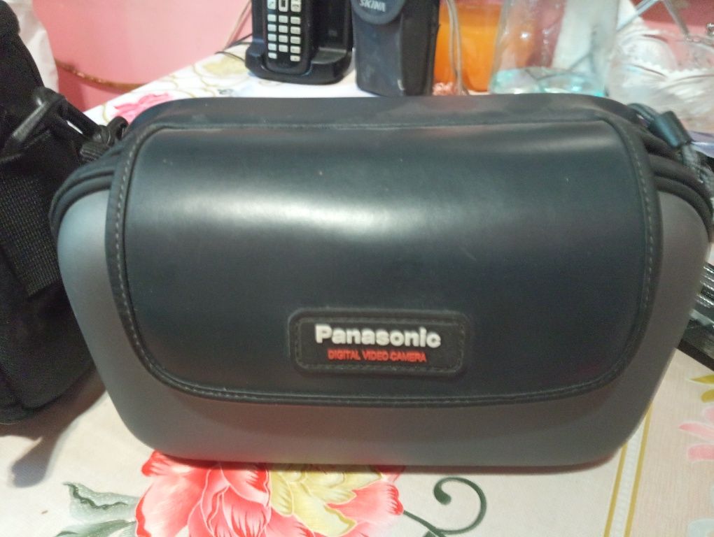 Видеокамера Panasonic VDR D-150