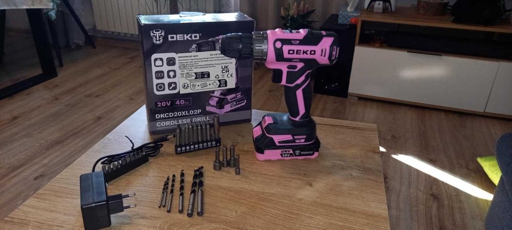 Kobieca wkrętarka akumulatorowa, bateria+ładowarka+akcesoria, 20V