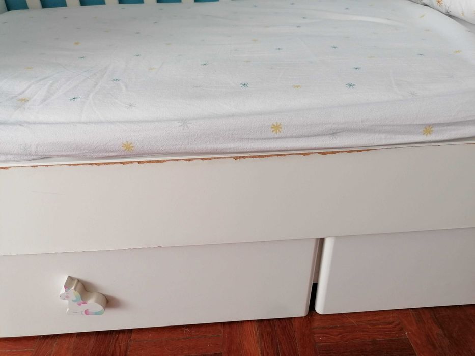 Conjunto quarto criança STUVA roupeiro + berço + armário arrumação