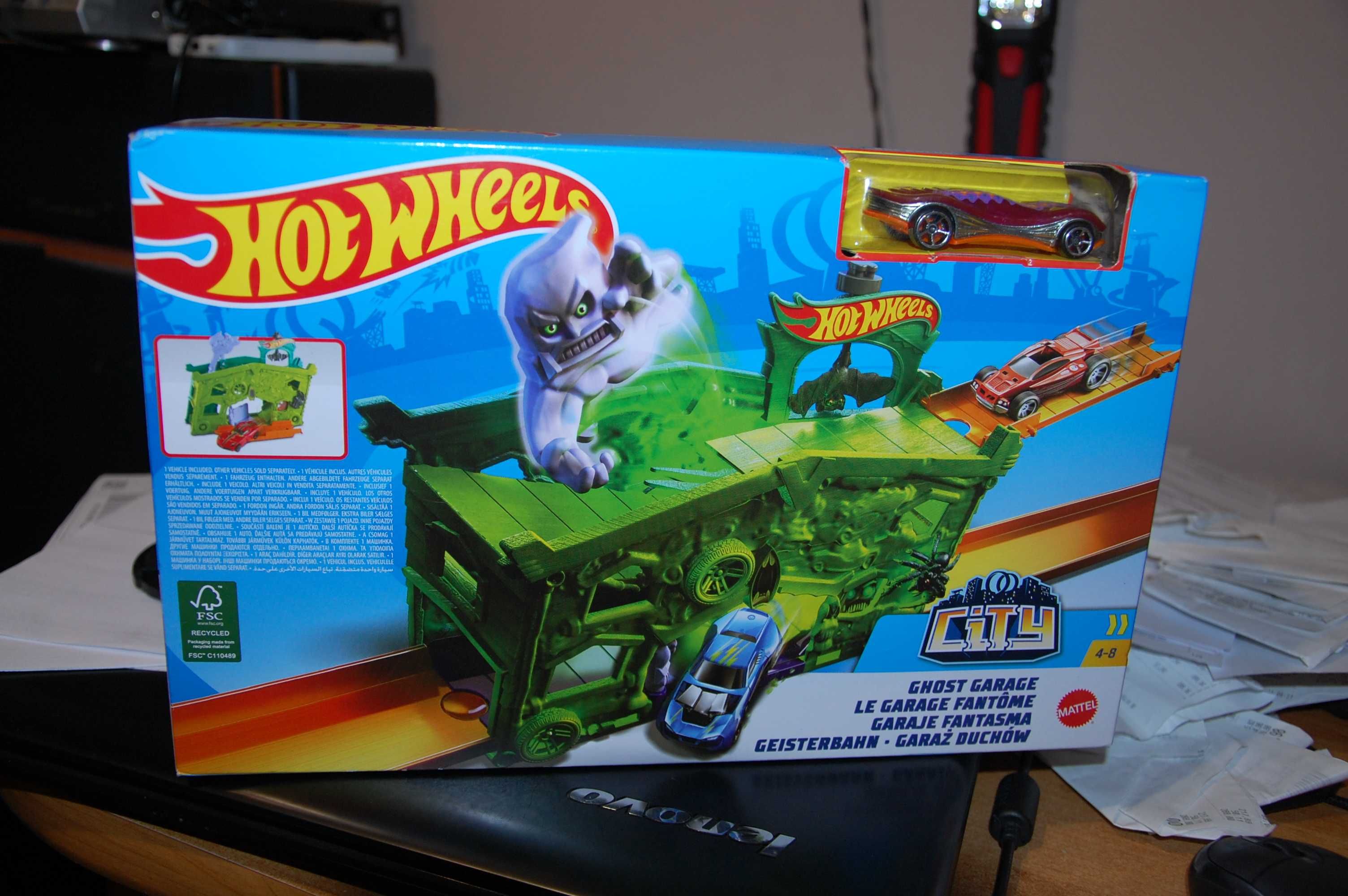 nowa wyrzytnia hot wheels + samochod