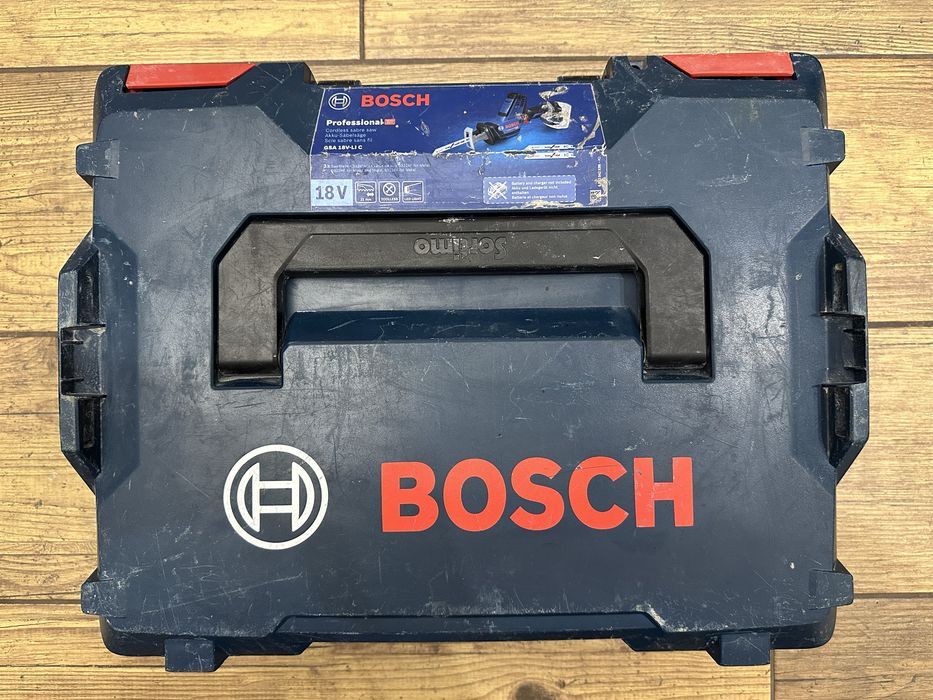 Walizka transportowa BOSCH na lisicę, piłę szablastą GSA 18V-LI C