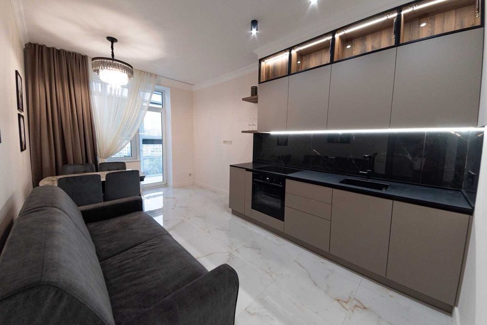 ОРЕНДА дизайнерської квартири ЖК СОНЯЧНА РІВ'ЄРА