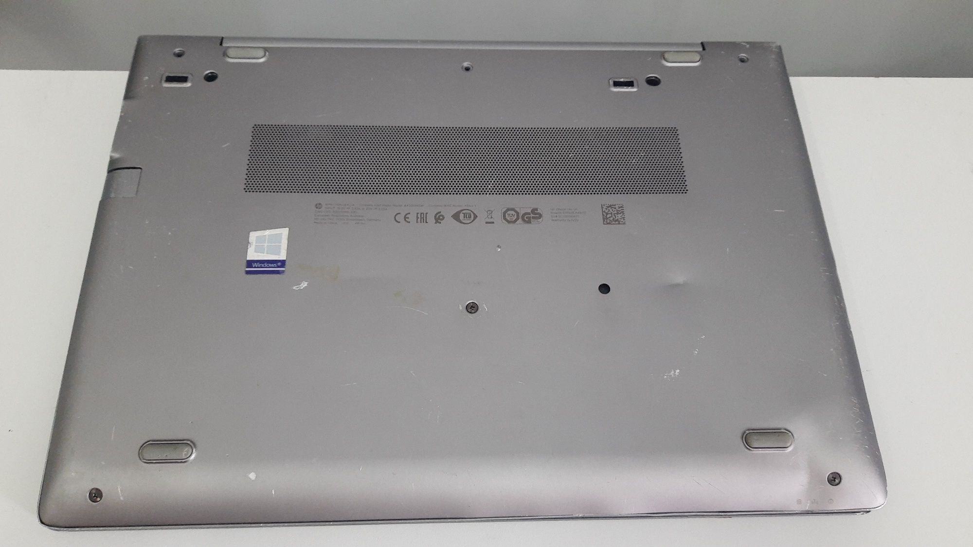 Ноутбук Hp zbook 14u g6 Intel Core i7-8565U не включається