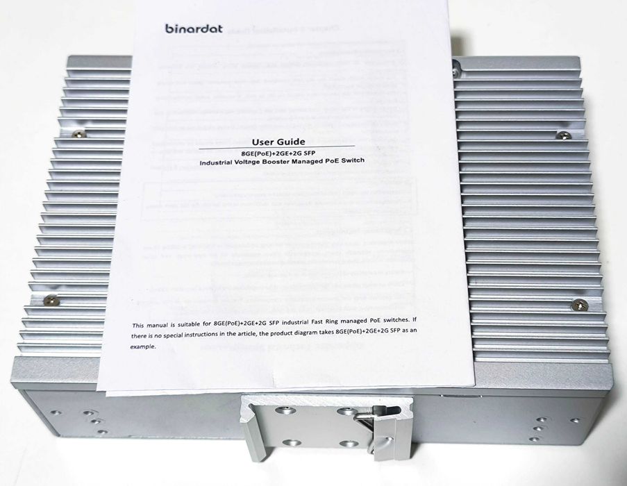 Промисловий 12-портовий повногігабітний керований Solar PoE комутатор