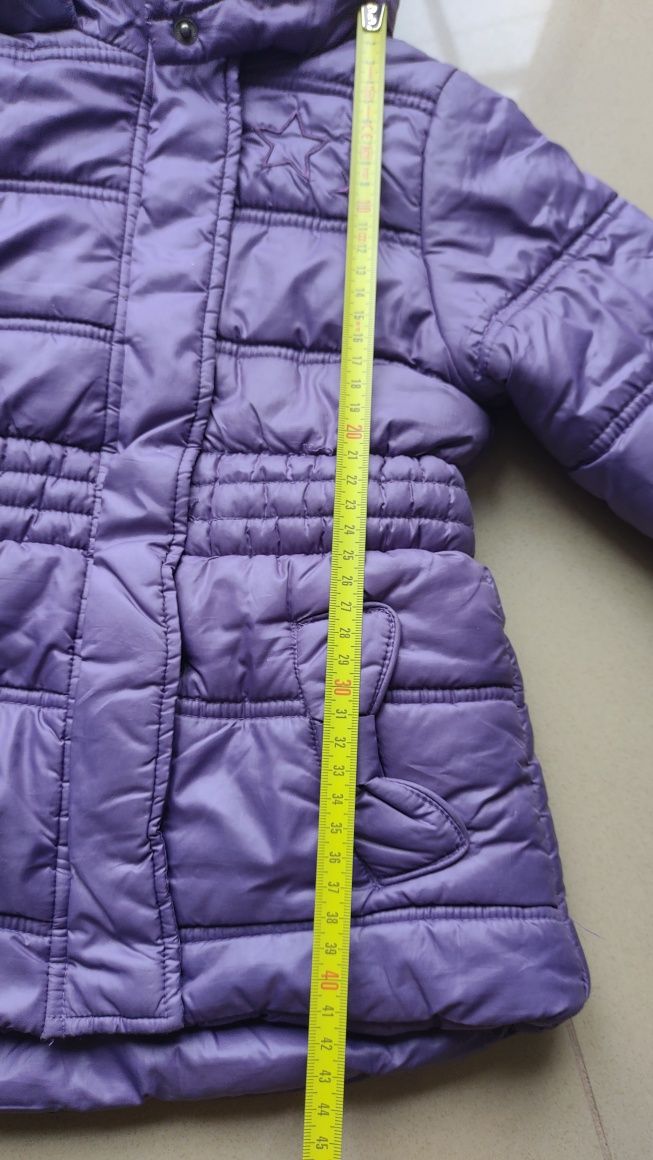 Fioletowa kurtka zimowa w rozmiarze 92