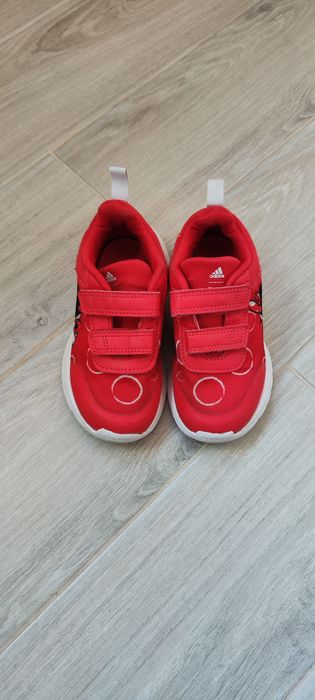 Кросівки для дівчинки 26 розм Adidas