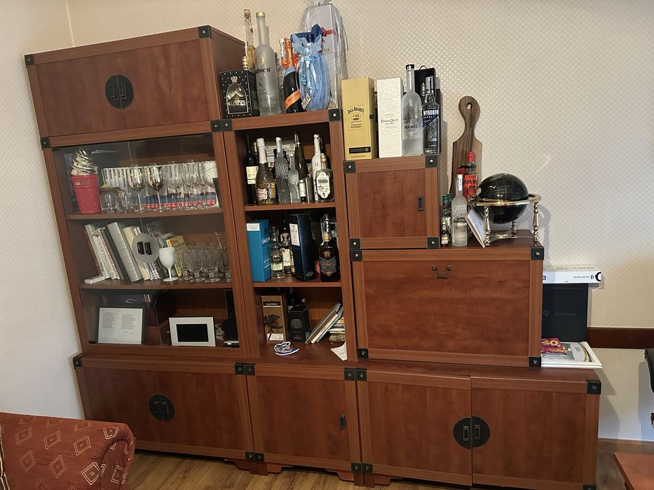 Meble  biurowe VOX , meblościanka, biurko, ława, lampa Idealne