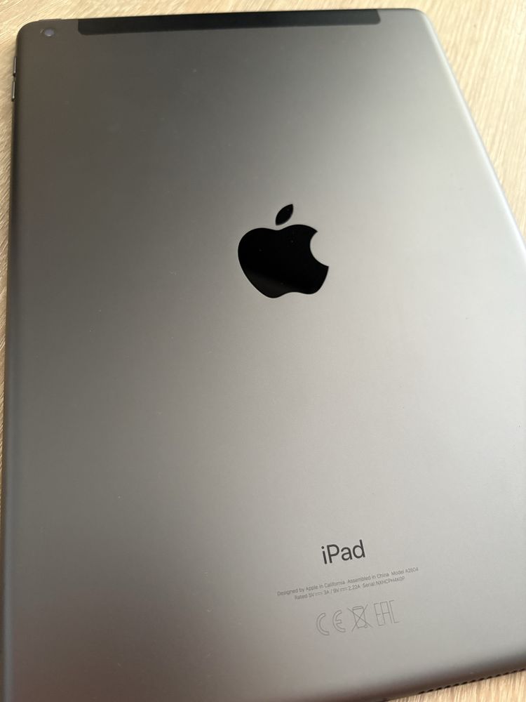 Ipad 9th Generation Wifi-Cellular 64GB 2021r.