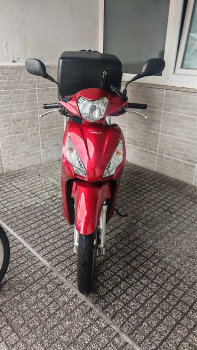 Moto vision com bau