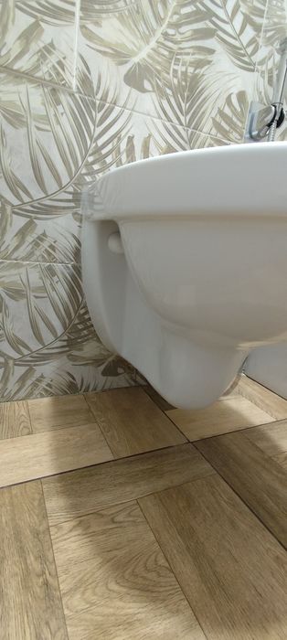 Продам підвісний унітаз Cersanit