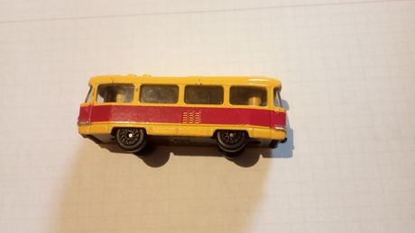 Автобус іграшка жилізний в гарному стані