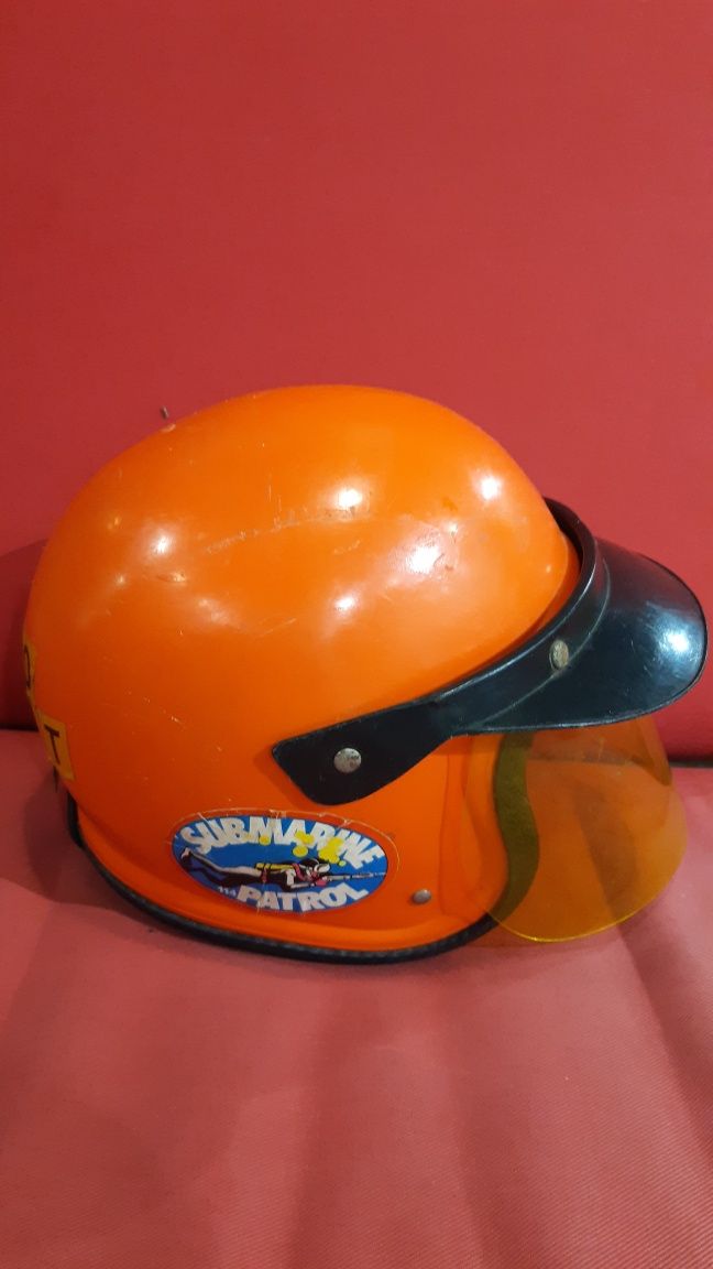 Capacete vintage para criança