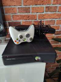 Xbox 360 zestaw z kinectem padem i 20 gier