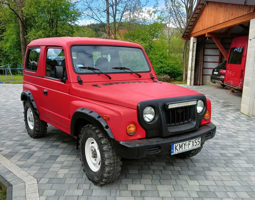 Zmiana koloru auta, lakierowanie raptorem różne struktury